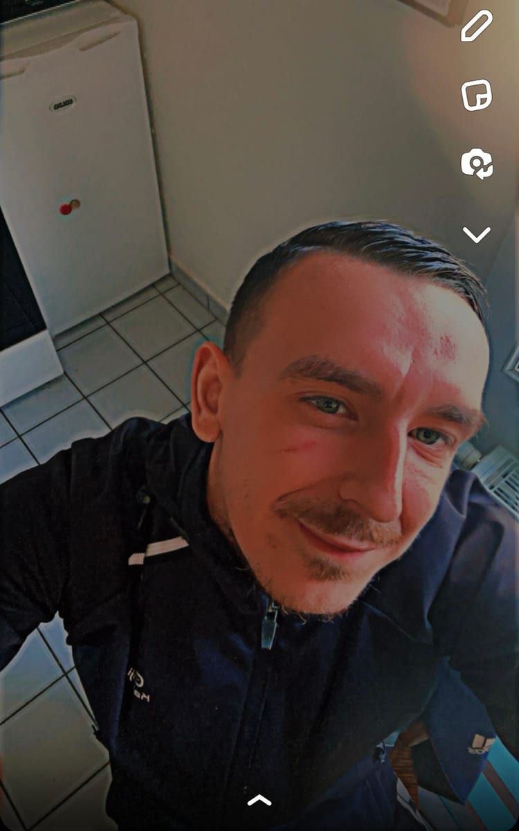 Profil de Saian, 35 ans, Annonce gay à Saint-Georges-sur-Meuse (Liège)