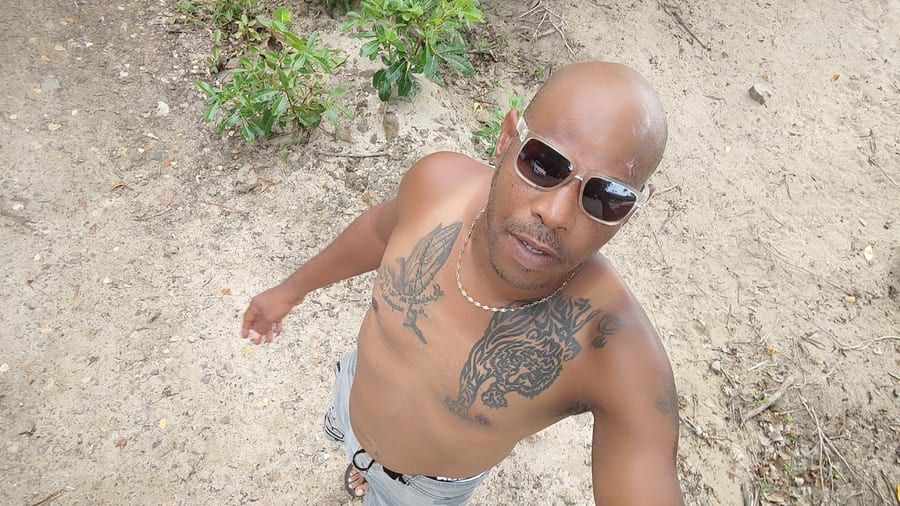 Profil de Girel, 25 ans, Annonce gay à Rochefort (Namur)