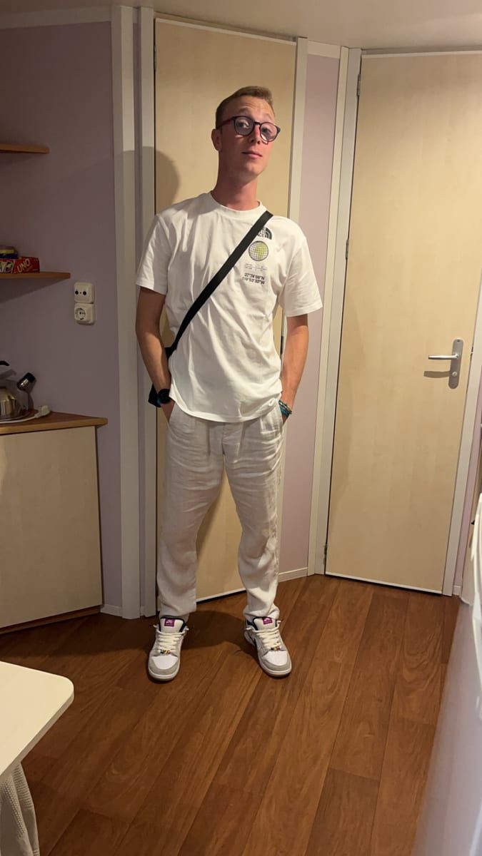 Profil de Farhad, 32 ans, Annonce gay à Beauraing (Namur)
