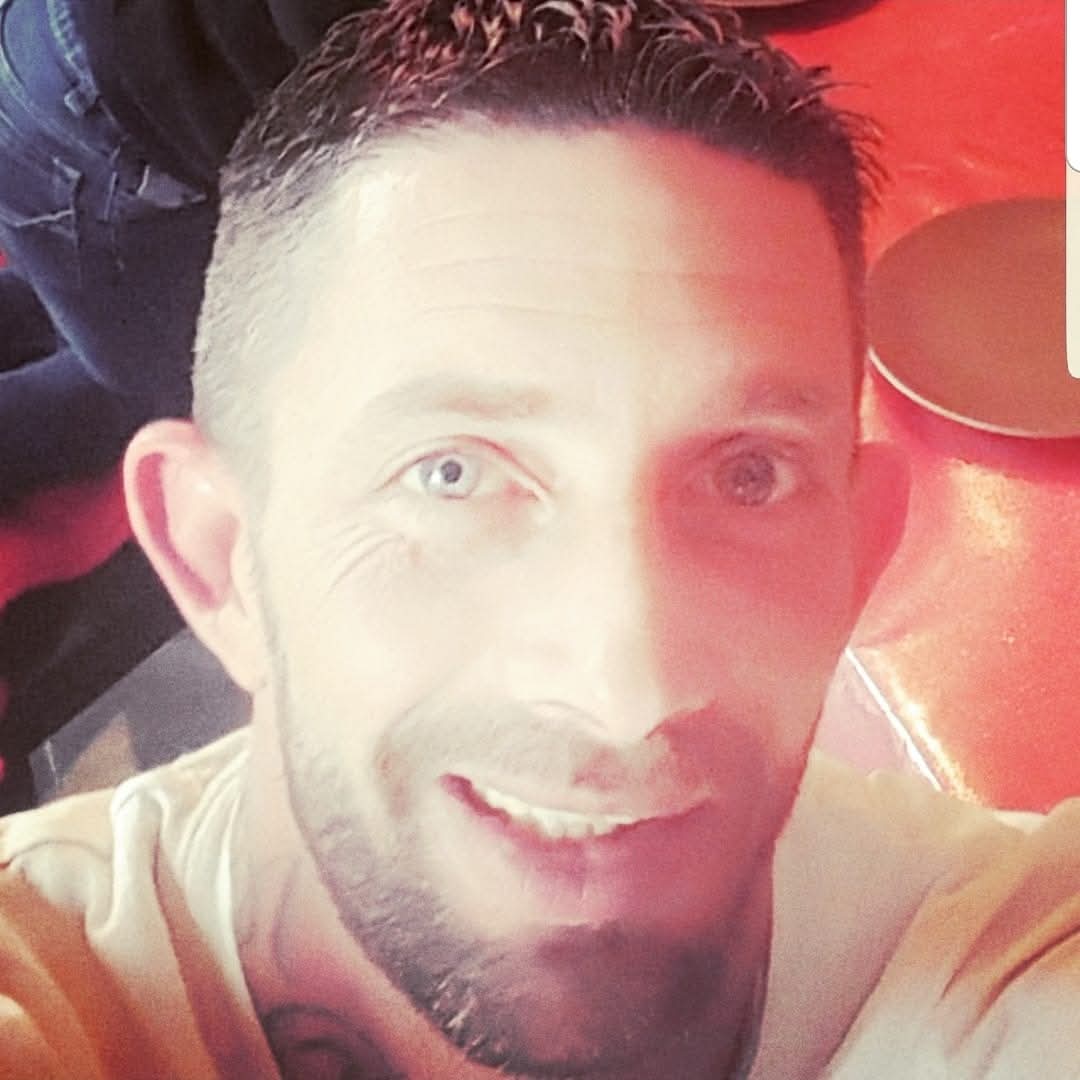 Profil de Jacques-michel, 25 ans, Annonce gay à Lessines (Hainaut)