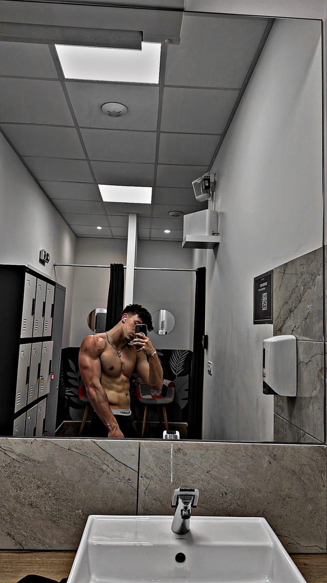 Profil de Michel, 27 ans, Annonce gay à Sombreffe (Namur)