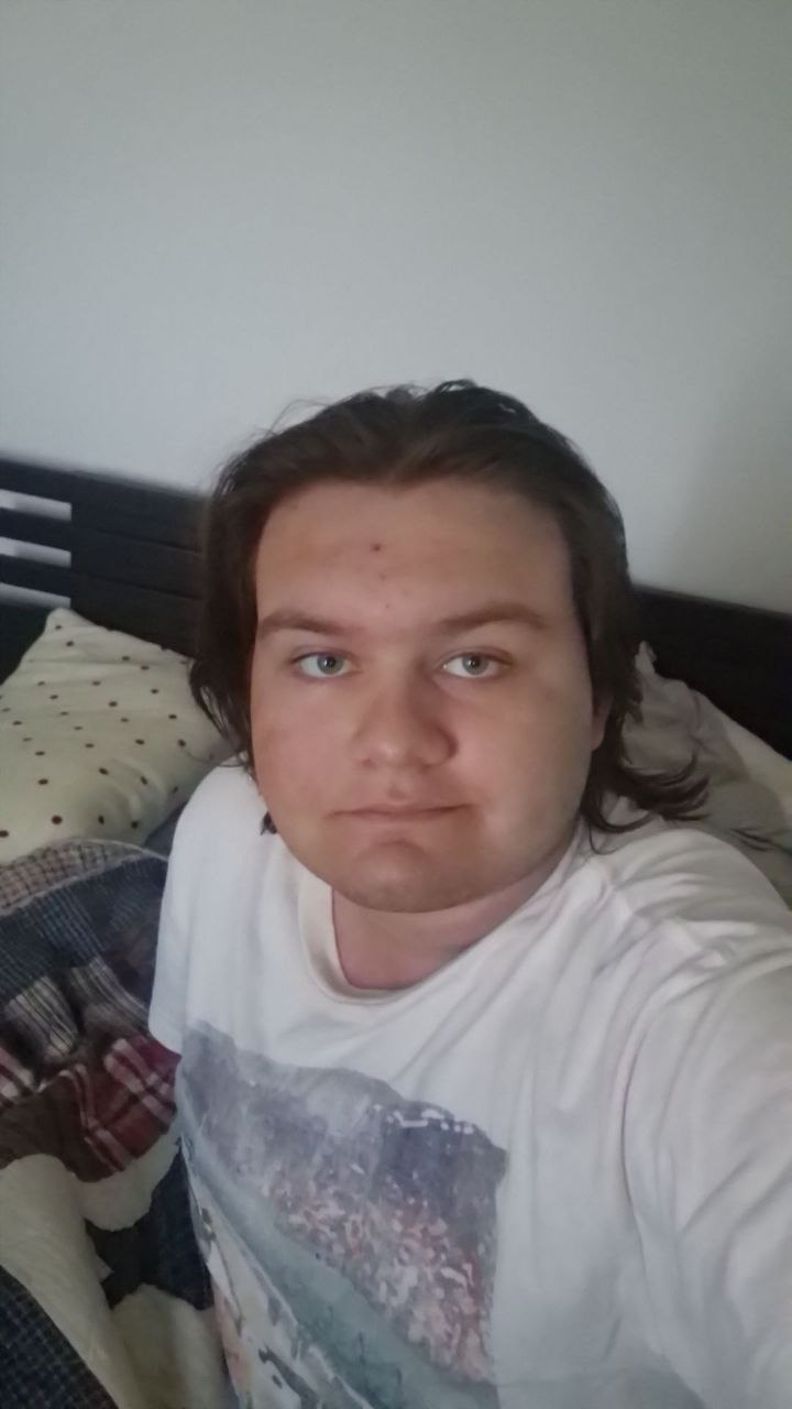 Profil de Antranik, 34 ans, Annonce gay à Merbes-le-Château (Hainaut)