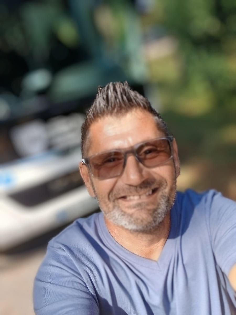 Abi - Annonce gay à Vresse-sur-Semois Profil de Abi, 38 ans, Annonce gay à Vresse-sur-Semois (Namur)