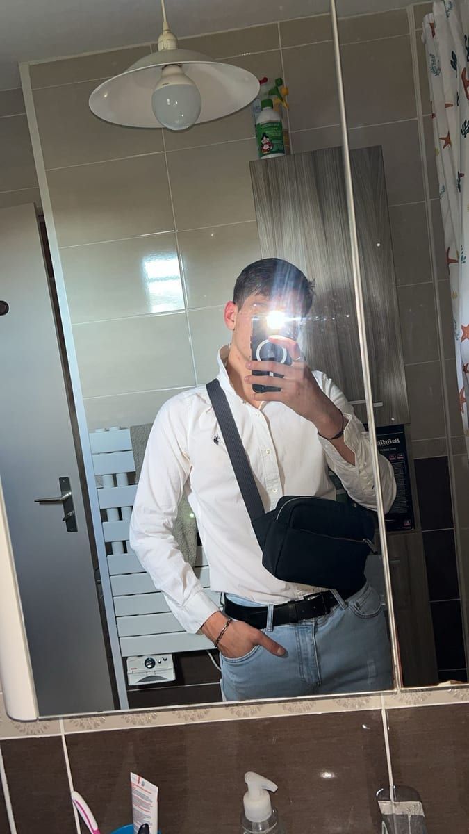 Joran - Annonce gay à Braine-le-Comte Profil de Joran, 35 ans, Annonce gay à Braine-le-Comte (Hainaut)