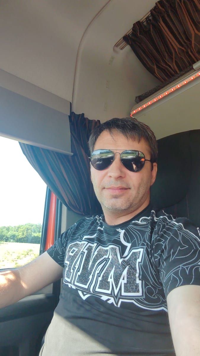 Profil de Jason, 23 ans, Annonce gay à Forest (Bruxelles-Capitale)