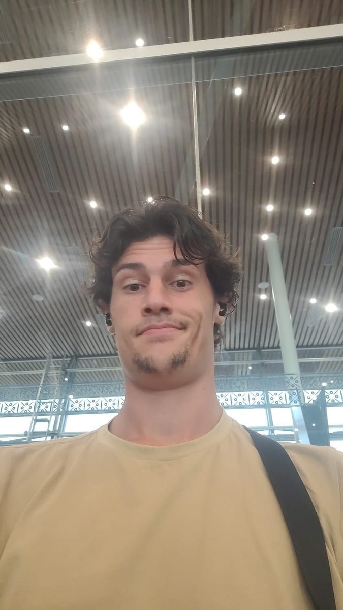 Profil de Mackenson, 24 ans, Annonce gay à Anderlues (Hainaut)