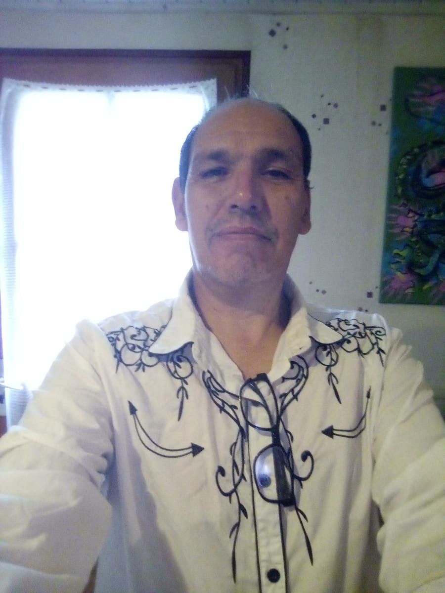 Aleksandar - Annonce gay à Walcourt Profil de Aleksandar, 33 ans, Annonce gay à Walcourt (Namur)