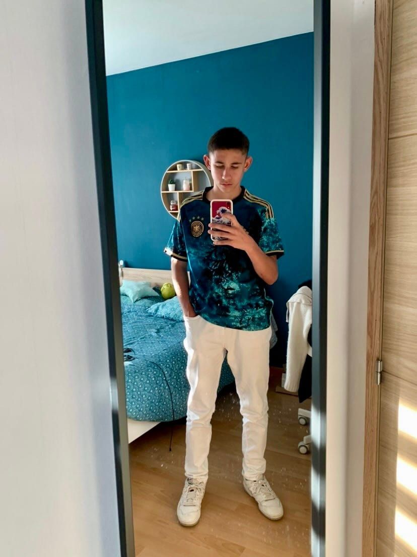 Profil de Tahis, 24 ans, Annonce gay à Modave (Liège)