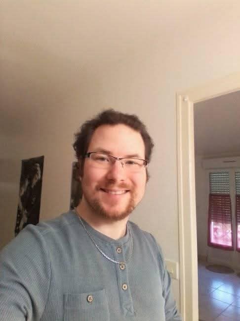 Profil de Fredy, 27 ans, Annonce gay à Courcelles (Hainaut)