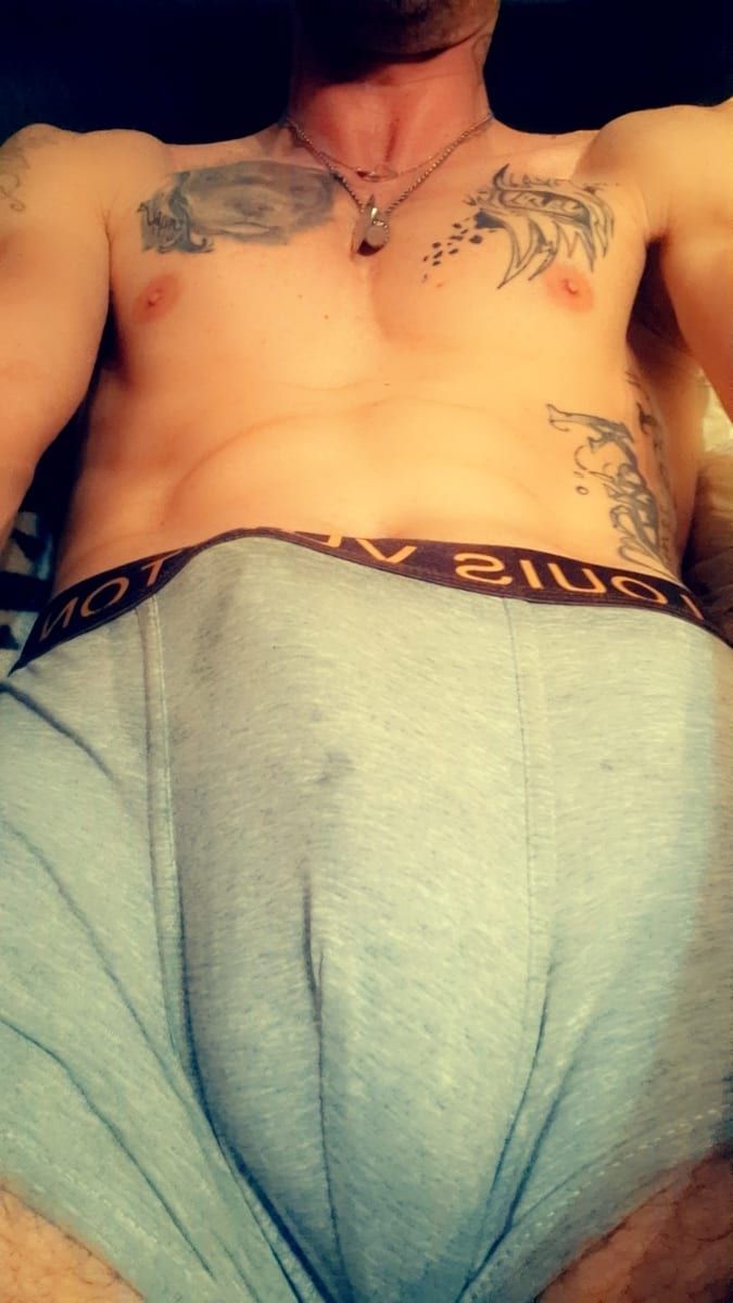 Profil de Nathann, 27 ans, Annonce gay à Floreffe (Namur)