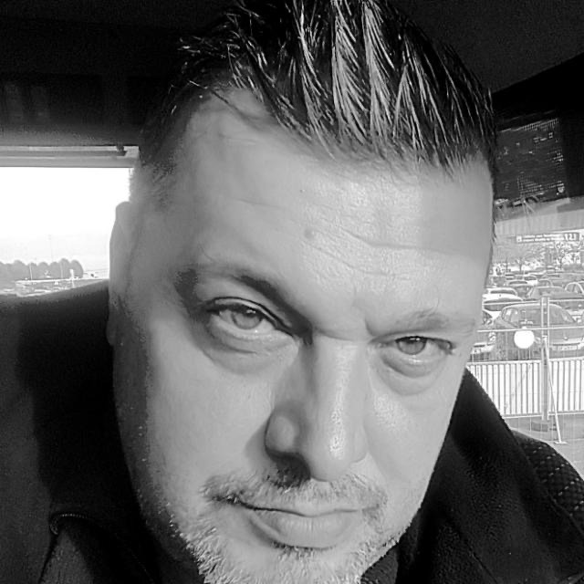 Profil de Joan, 38 ans, Annonce gay à Beloeil (Hainaut)
