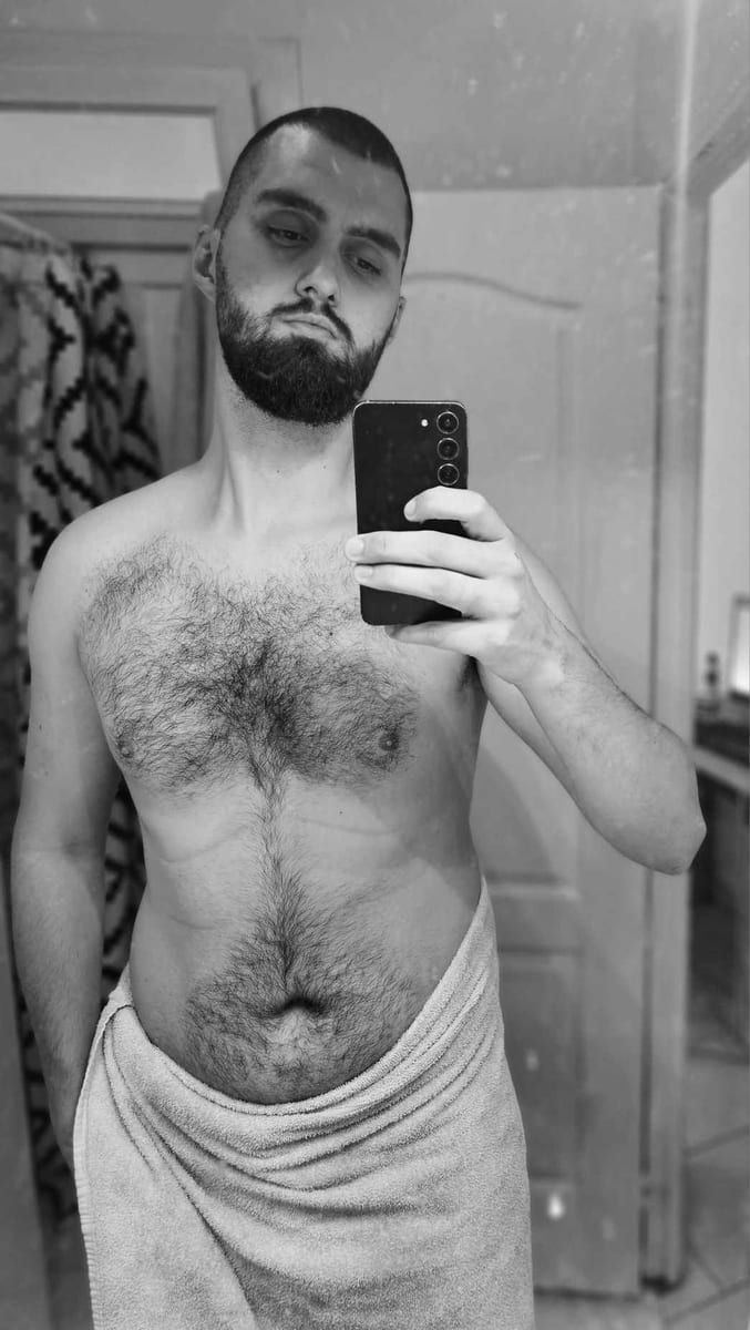 Emrecan - Annonce gay à Evere Profil de Emrecan, 32 ans, Annonce gay à Evere (Bruxelles-Capitale)