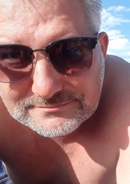 Brando - Annonce gay à Ellezelles Profil de Brando, 42 ans, Annonce gay à Ellezelles (Hainaut)
