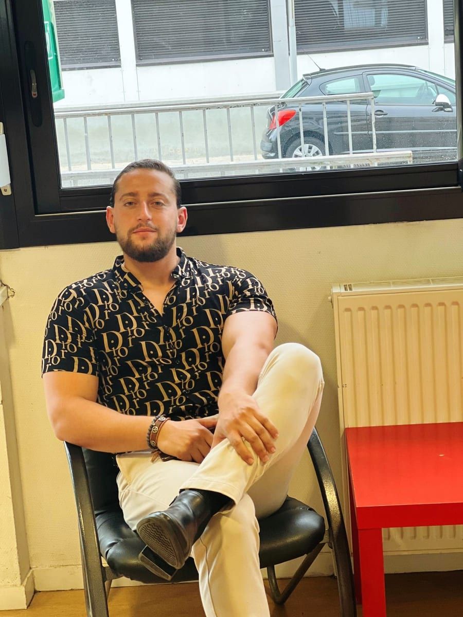 Profil de Dogan, 37 ans, Annonce gay à Lasne (Brabant wallon)
