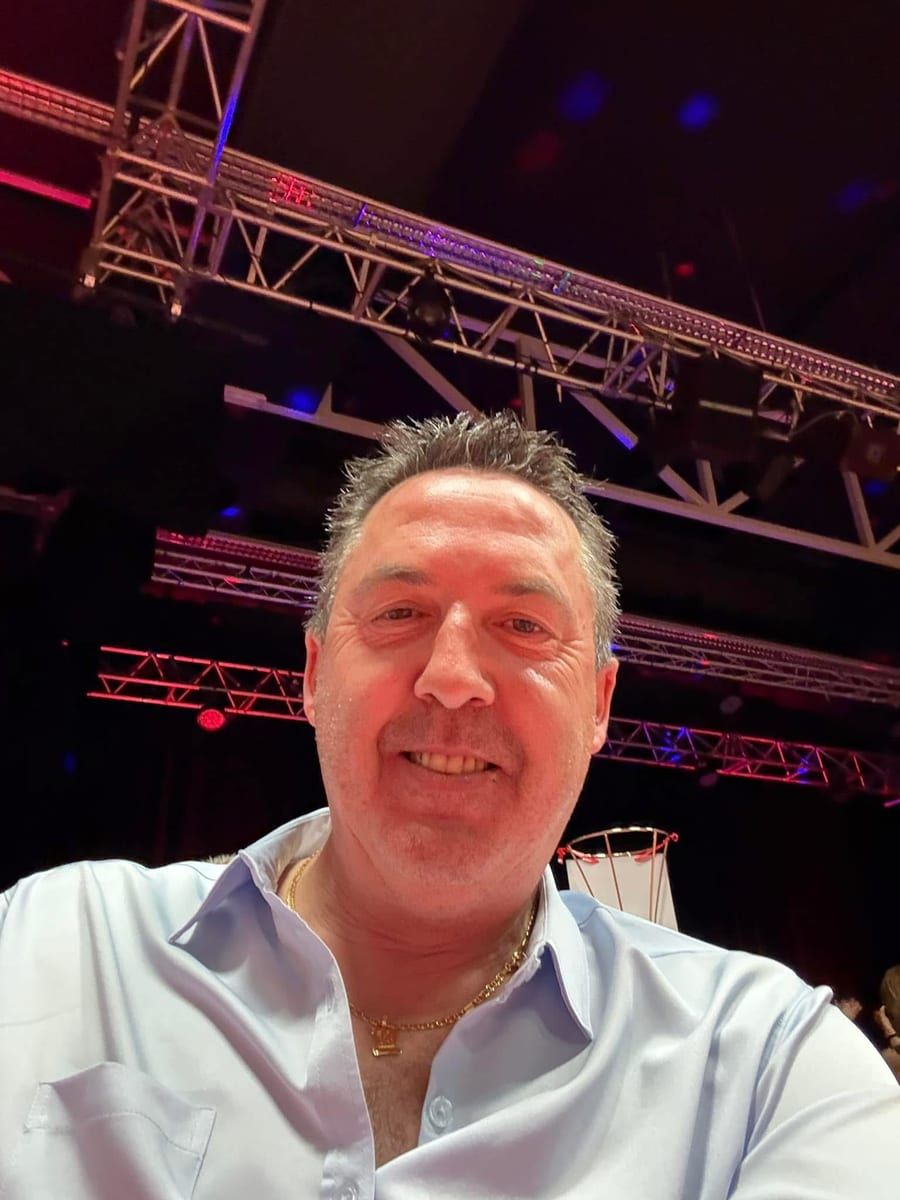 Profil de Dior, 41 ans, Annonce gay à Sombreffe (Namur)