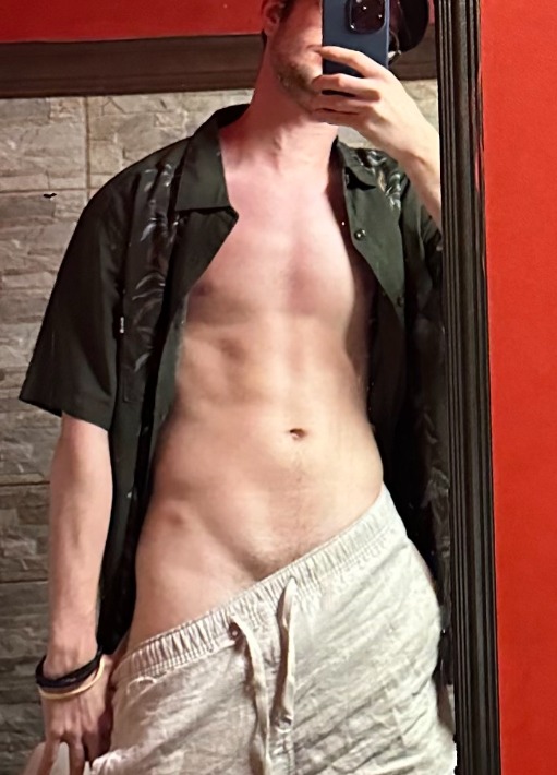 Profil de Alone, 25 ans, Annonce gay à Chimay (Hainaut)