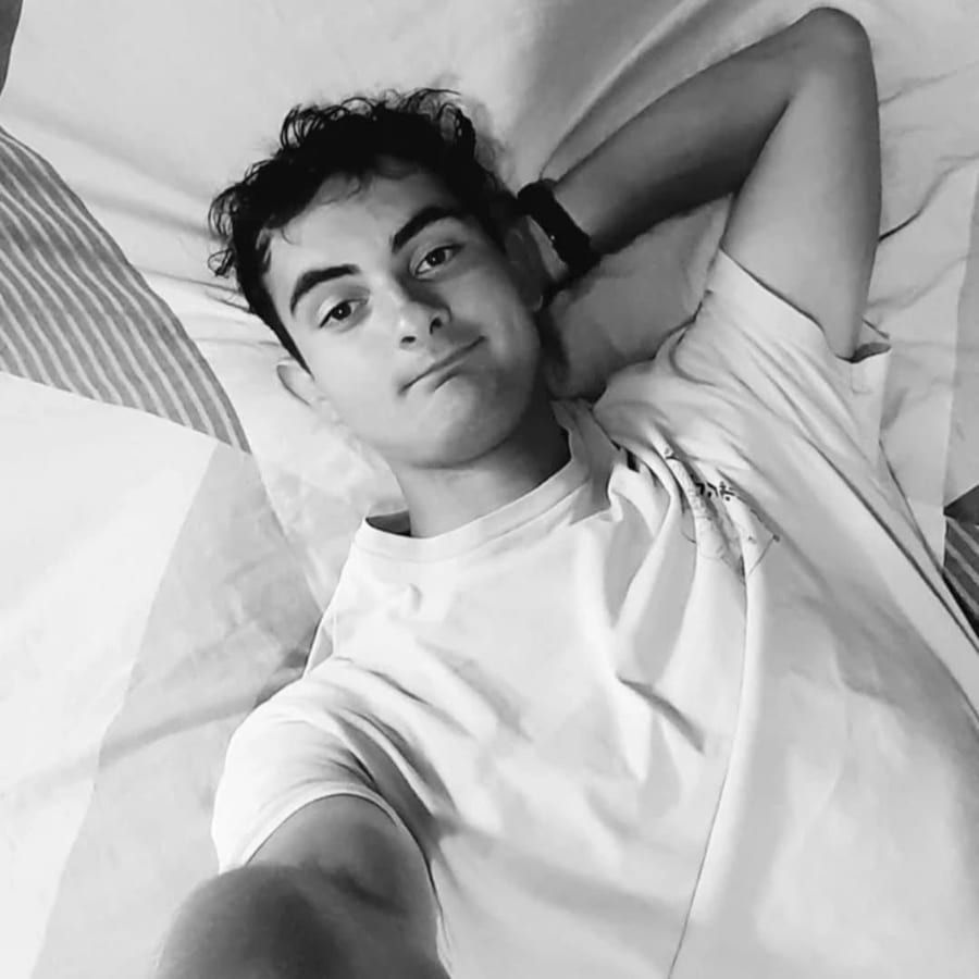 Andréa - Annonce gay à Verlaine Profil de Andréa, 36 ans, Annonce gay à Verlaine (Liège)