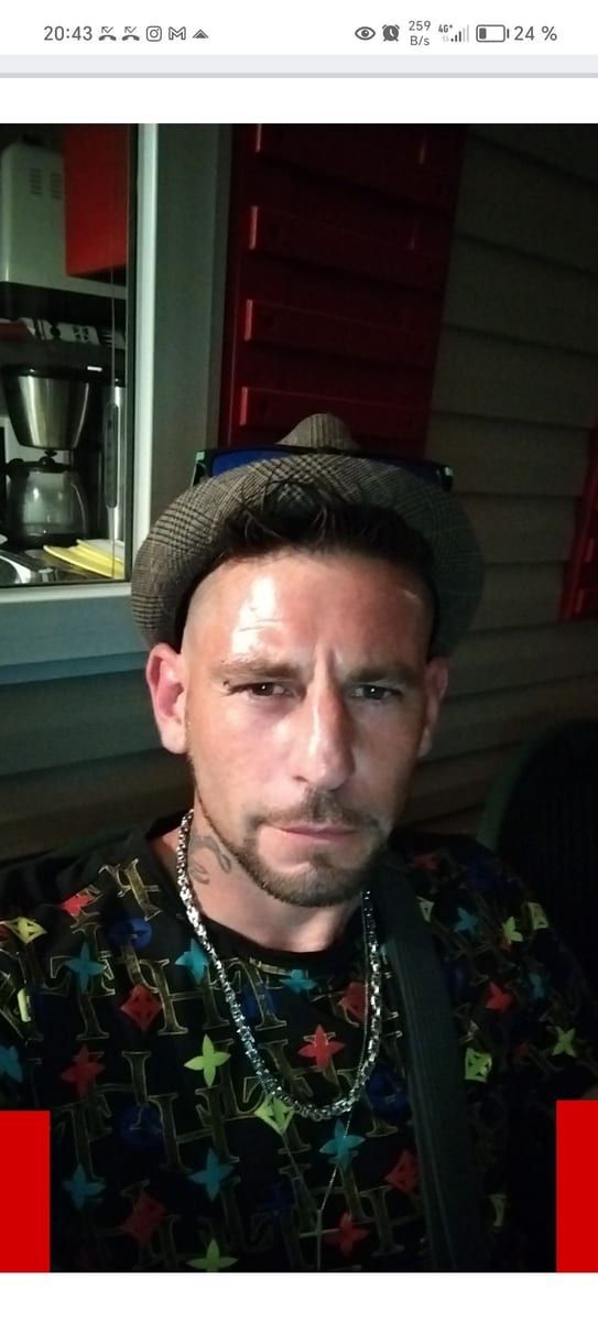 Profil de Stellio, 23 ans, Annonce gay à Attert (Luxembourg)
