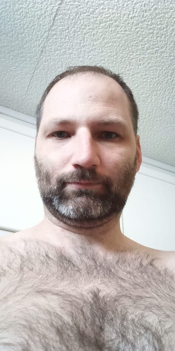 Profil de Heliot, 38 ans, Annonce gay à Eupen (Liège)