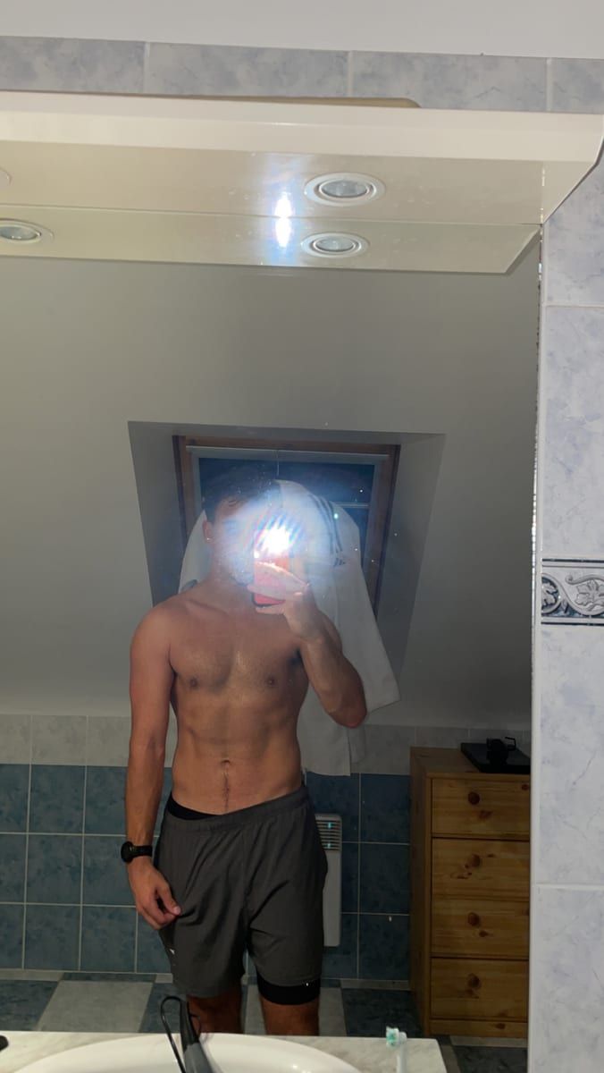Profil de Brahime, 26 ans, Annonce gay à Courcelles (Hainaut)