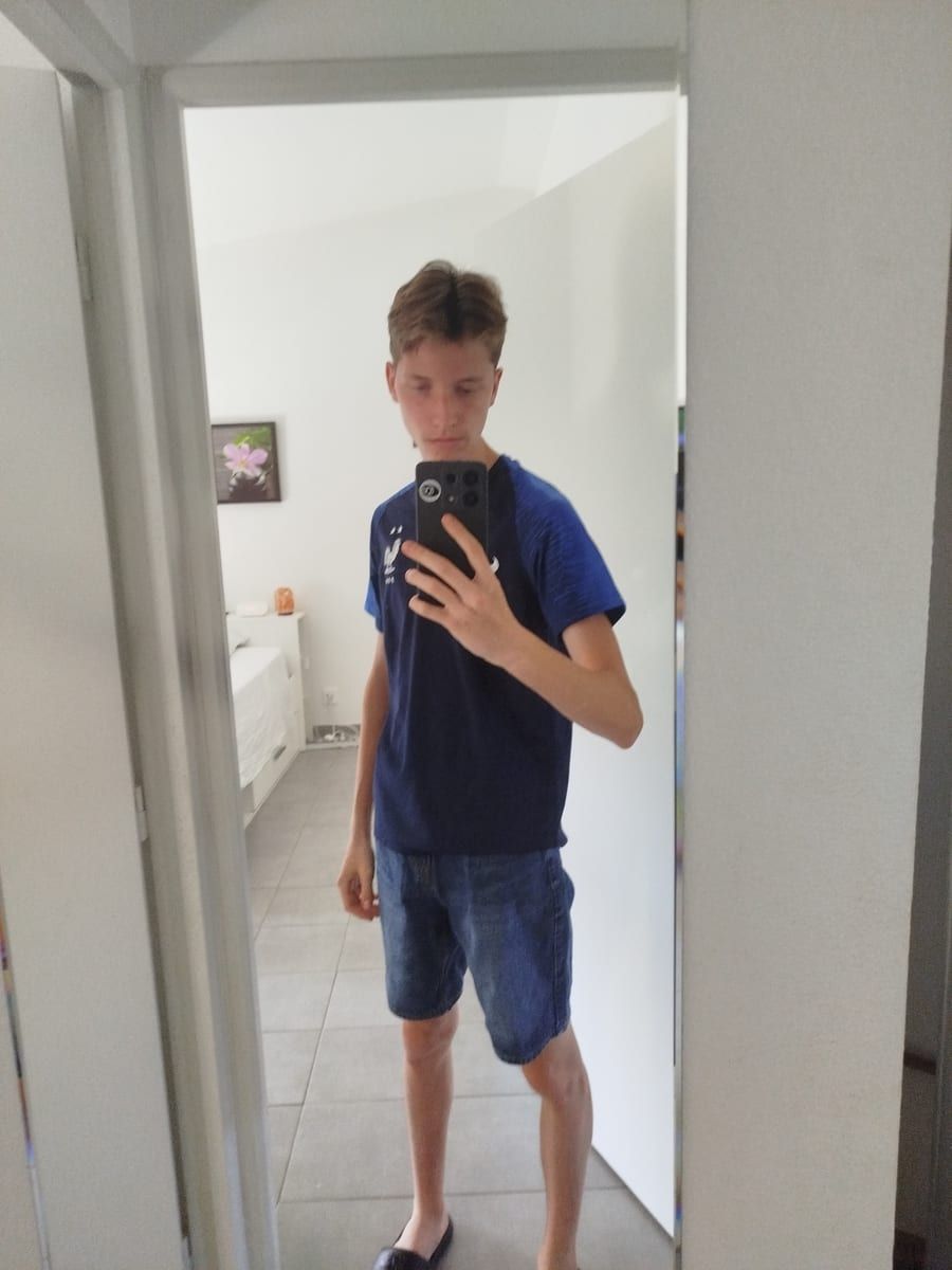 Profil de Elphege, 35 ans, Annonce gay à Wellin (Luxembourg)