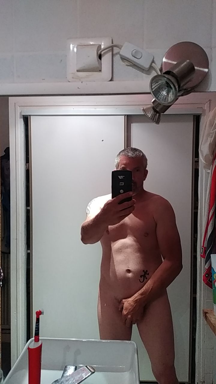 Elyesa - Annonce gay à Vresse-sur-Semois Profil de Elyesa, 35 ans, Annonce gay à Vresse-sur-Semois (Namur)