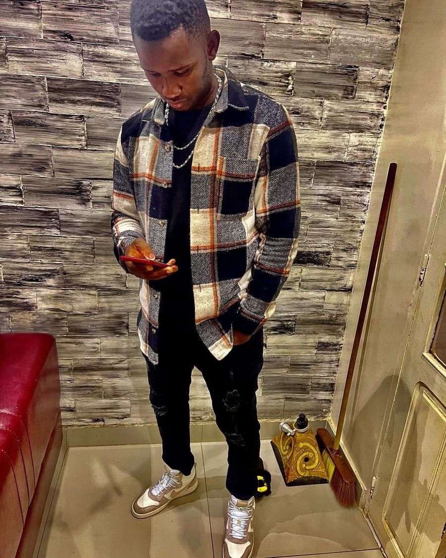 Profil de Flory, 26 ans, Annonce gay à Dinant (Namur)