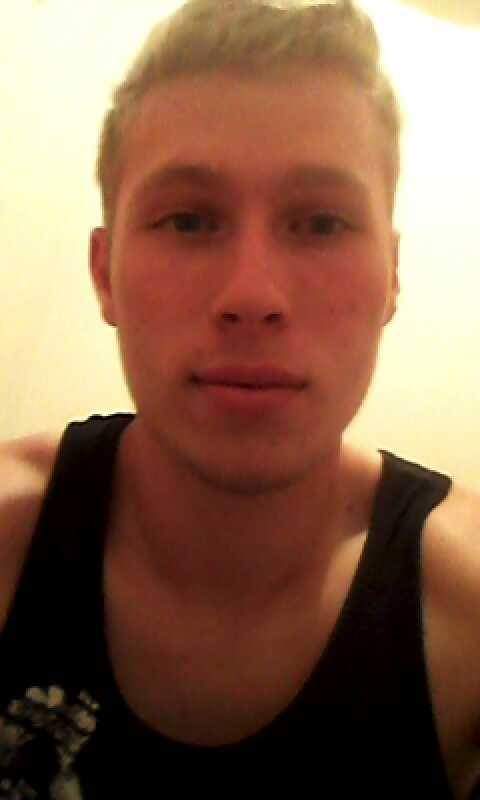 Profil de Bakari, 22 ans, Annonce gay à Olne (Liège)