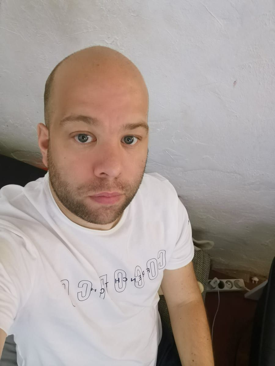 Profil de Aadil, 23 ans, Annonce gay à Chiny (Luxembourg)