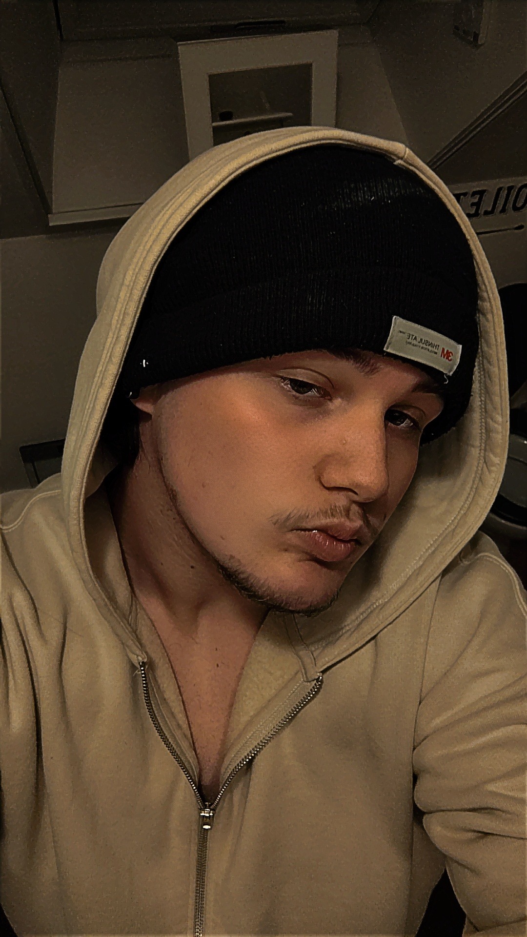 Profil de Pierre-ange, 41 ans, Annonce gay à Celles (Hainaut)